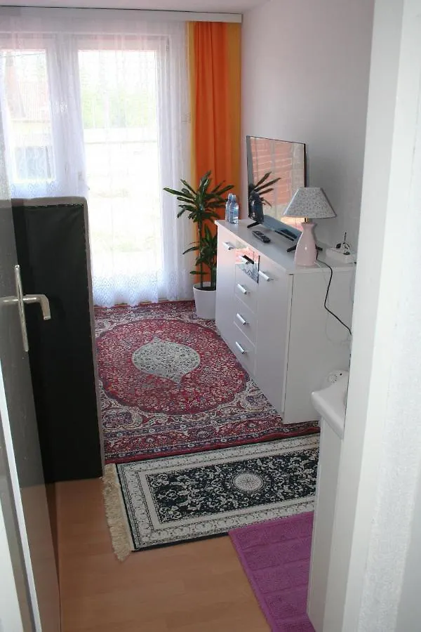 Michaela Apartment Gracac  0*, Gracac (Zadar)